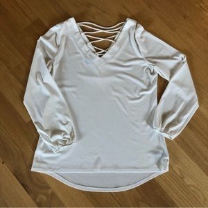 AB Studio long sleeve blouse. White. Size L